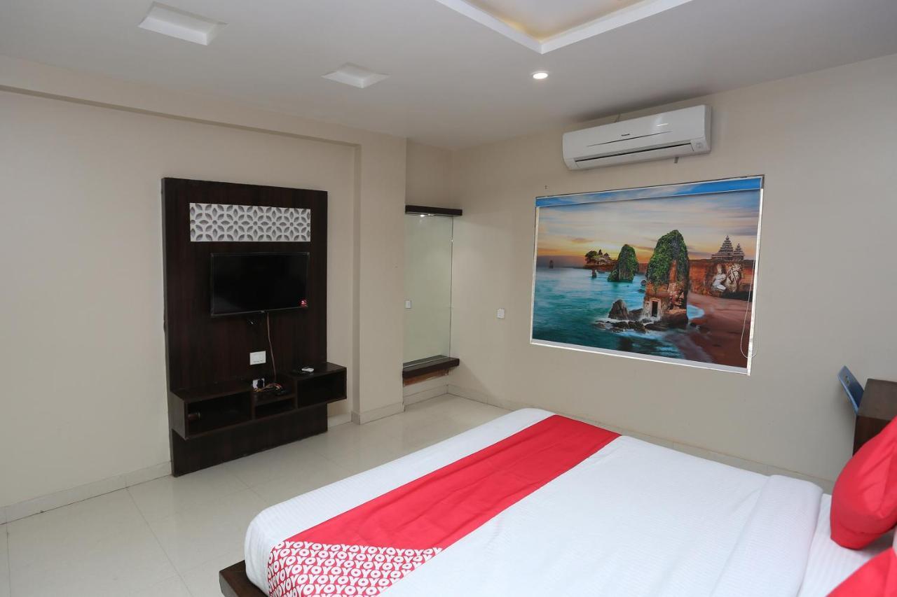 Oyo Flagship 43897 Redstone Otel Gwalior Dış mekan fotoğraf