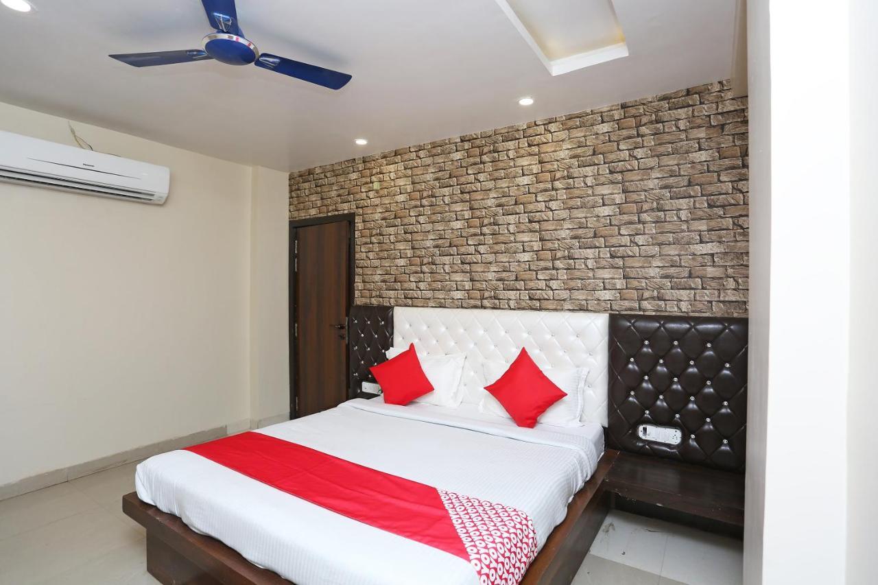 Oyo Flagship 43897 Redstone Otel Gwalior Dış mekan fotoğraf